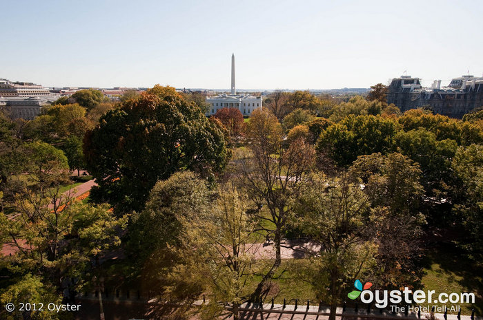 O Hay-Adams oferece vistas impressionantes da Casa Branca, e talvez até a Menorá Nacional também.