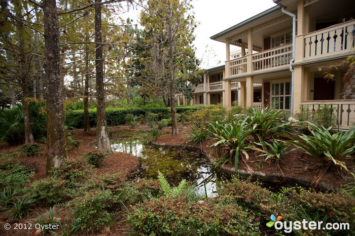 Disney Port Orleans - Riverside tiene un ambiente rústico, como un retiro, muy adecuado para parejas.