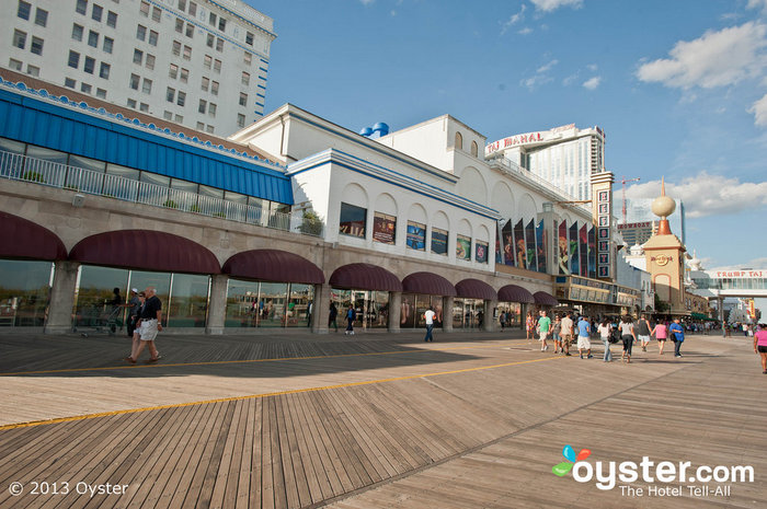 Der Atlantic City Boardwalk ist der älteste in den Vereinigten Staaten und der längste der Welt.