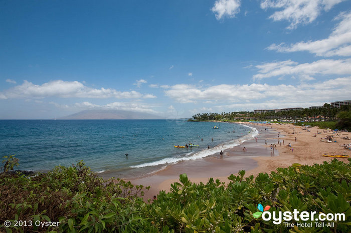 An dieser Strandpromenade im Paradies stehen die Ausblicke im Mittelpunkt.