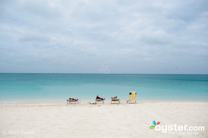 Diese Budget-Option lockt Loyalisten immer wieder für ihre atemberaubende Lage am Strand.