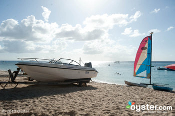 A marzo una Penelope Cruz incinta si è divertita sulla spiaggia del Sandy Lane Hotel a Barbados.