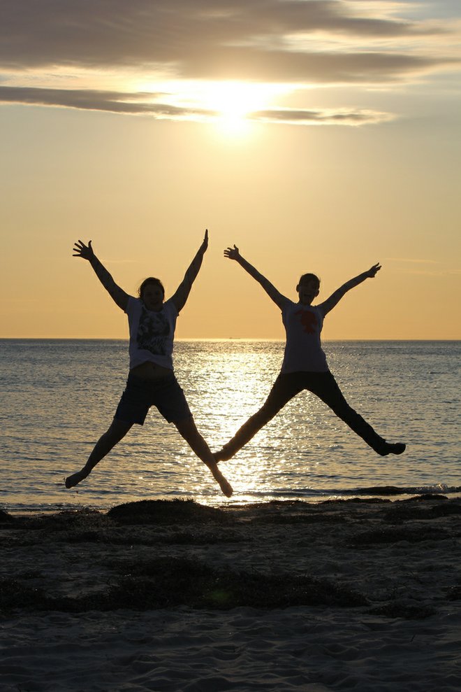 Jumping Jacks sind perfekt tragbare Übung. Bildnachweis: Flickr / Alex Barton