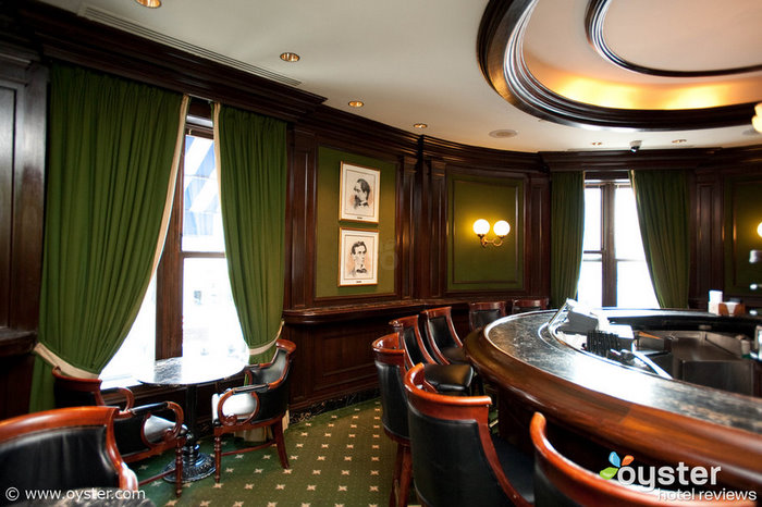 O senador Henry Clay inventou o julepo de hortelã no Round Robin Bar de DC no início de 1800.