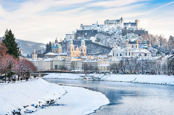 Salzburgo, Austria a través de Shutterstock