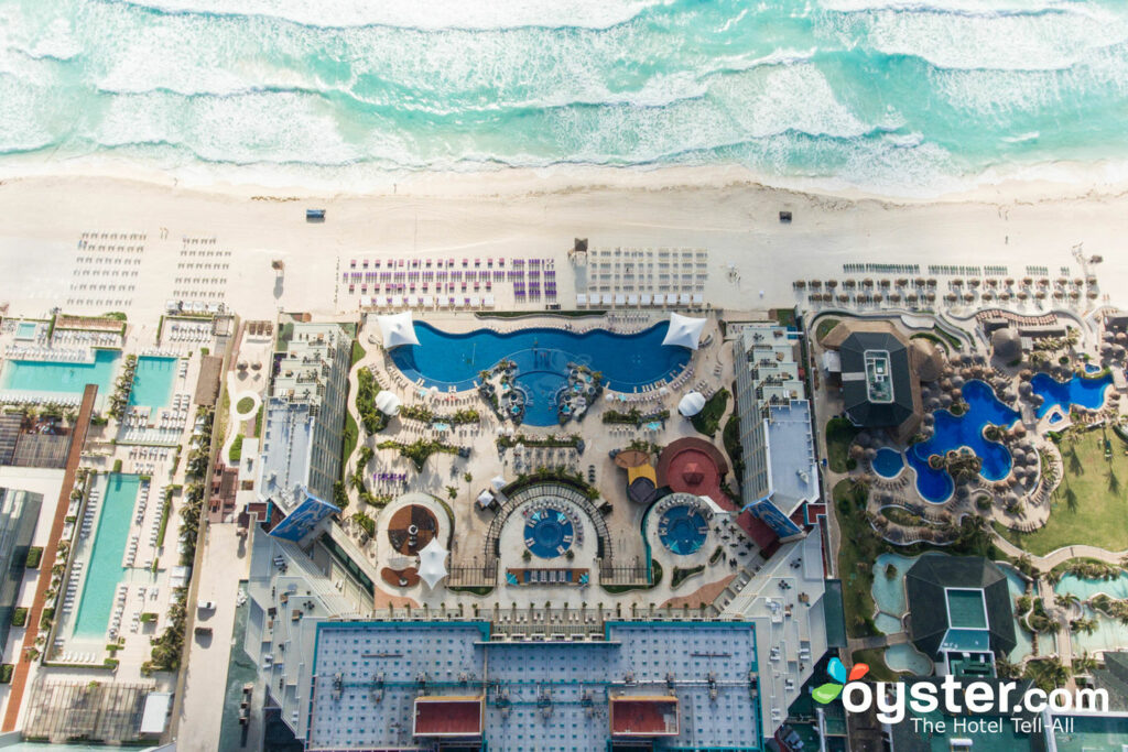 Hard Rock Hotel Cancun/Oyster