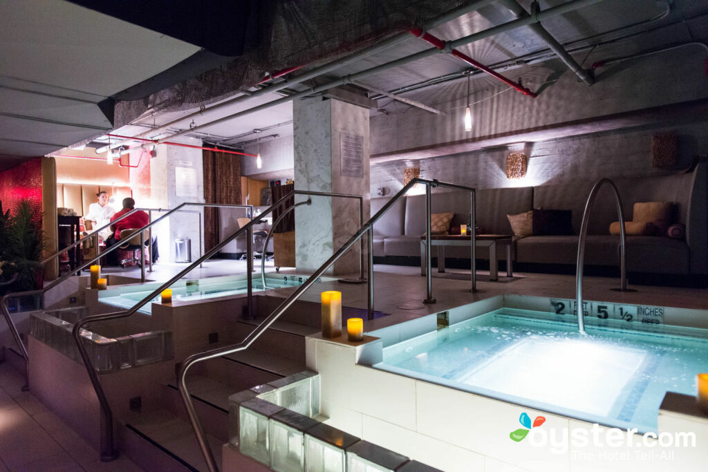 The plunge pools at Exhale Spa in Gansevoort Meatpacking.