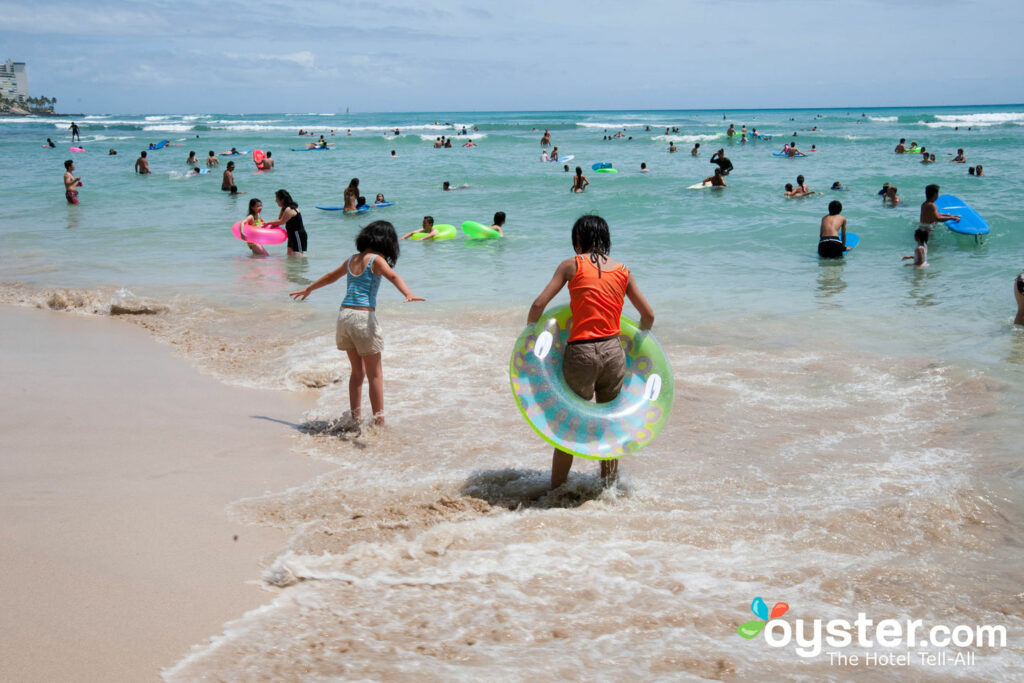 waikiki Strand