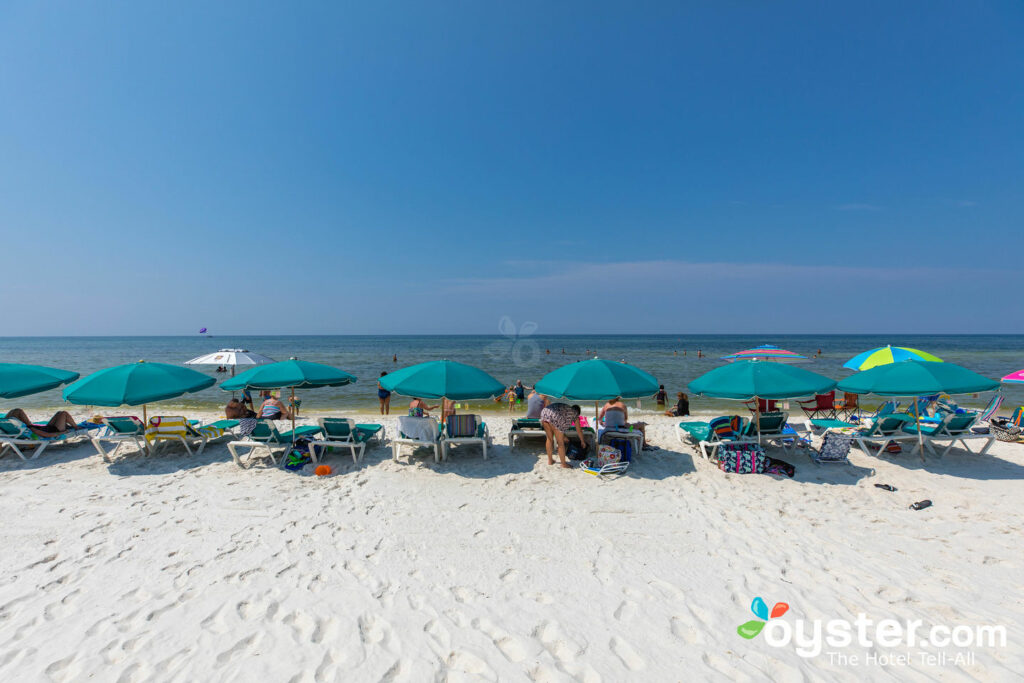 Plage du Holiday Inn Resort à Panama City Beach / Oyster