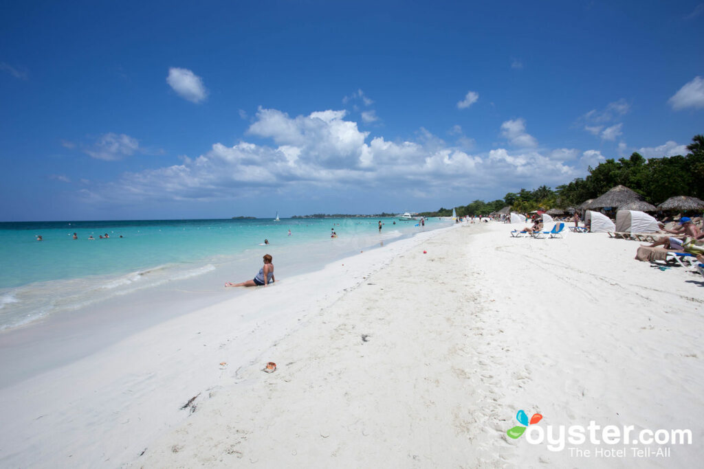 Spiaggia alle spiagge Negril Resort & Spa / Oyster