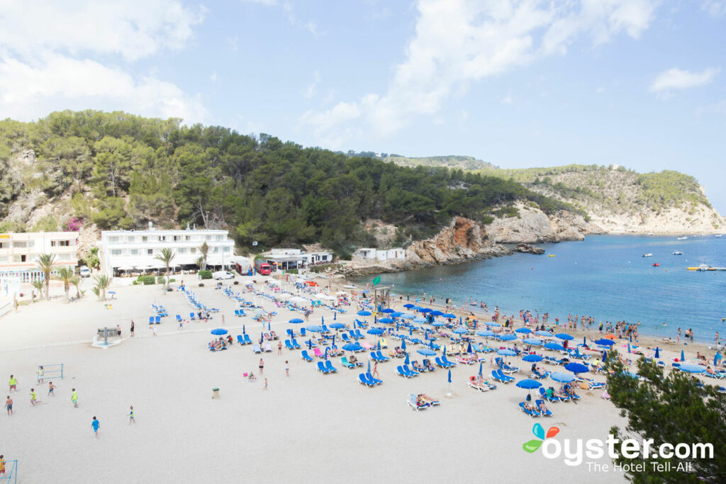 Beach at Cartago Hotel, Port de Sant Miguel/Oyster