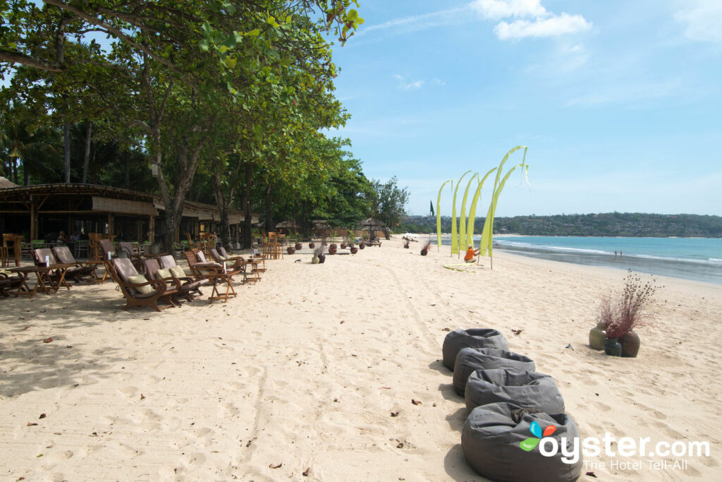 Les plages idylliques promettent une évasion rafraîchissante.