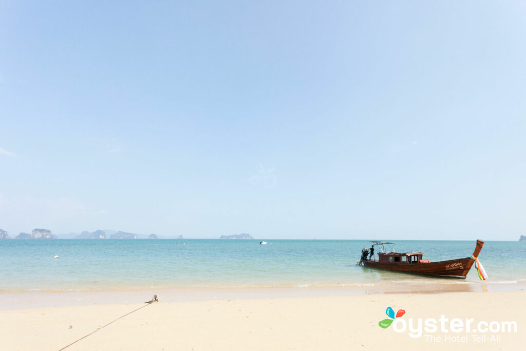 Vista sulla baia di Phang Nga dal Koyao Island Resort .