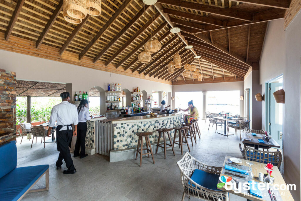 Bar im Zoetry Montego Bay Jamaica / Oyster