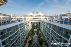 Central Park, Harmony of the Seas/Oyster