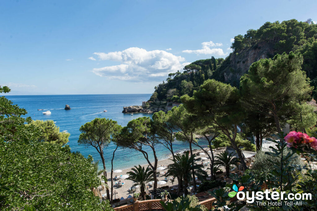 Entrada en Belmond Villa Sant'Andrea / Oyster