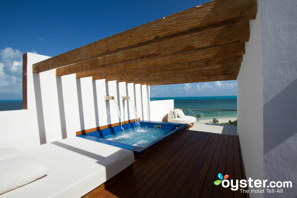 Terrasse sur le toit dans la suite à deux étages Excellence de l'Oceanfront