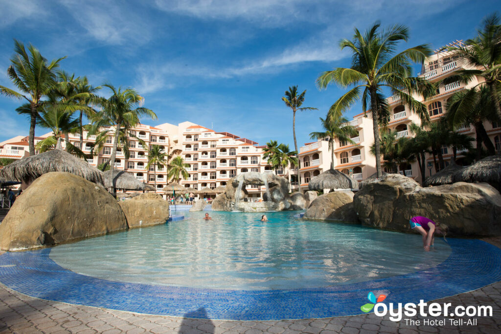 Family Pool at Playa Linda Beach Resort