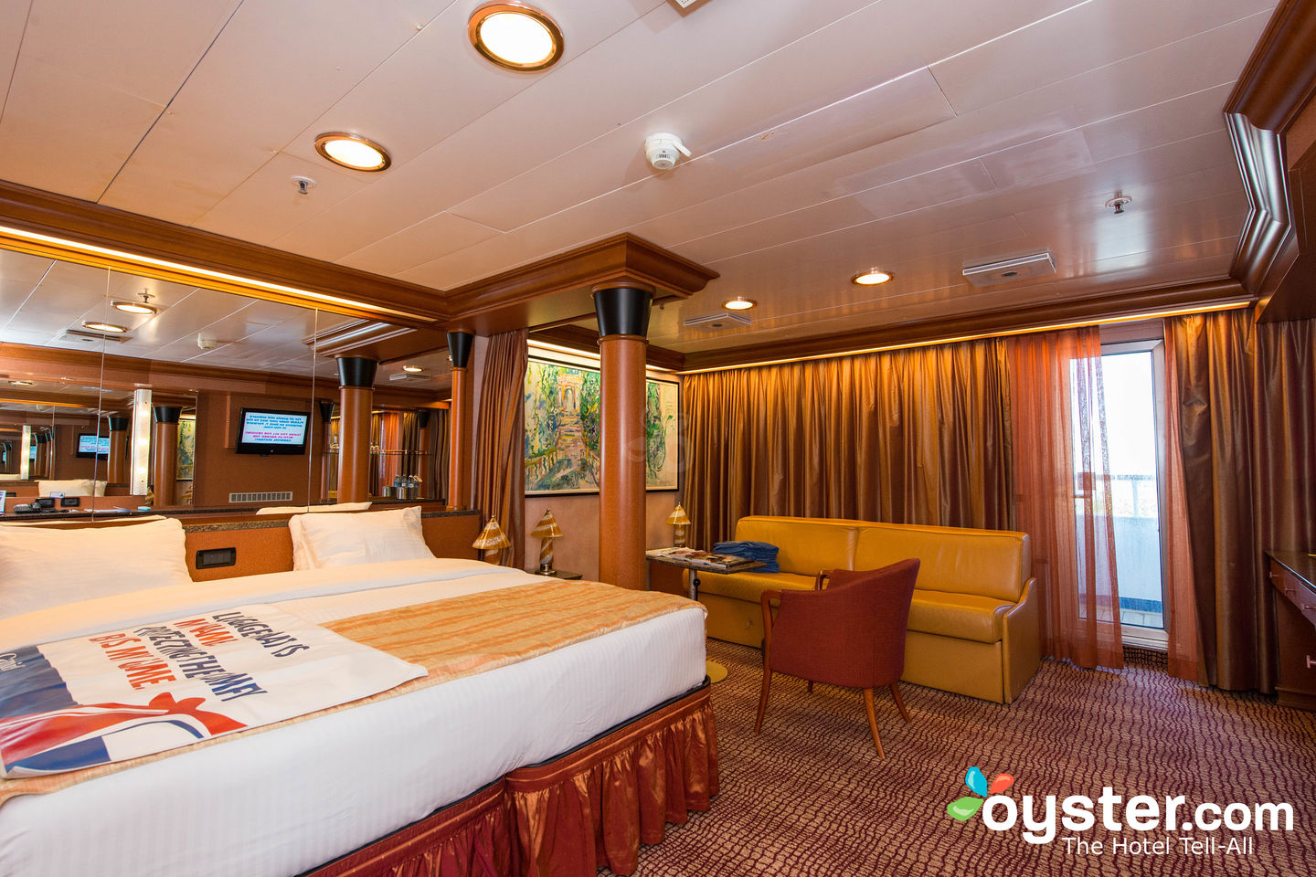 cruise vip room