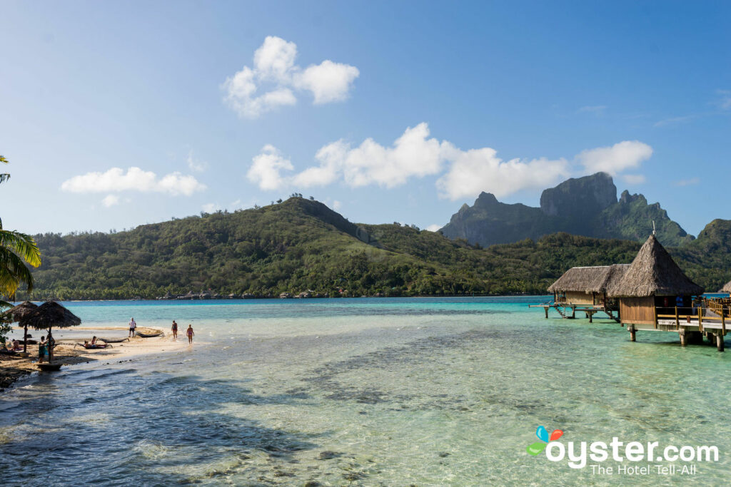 Jardim no Sofitel Bora Bora Private Island / Oyster