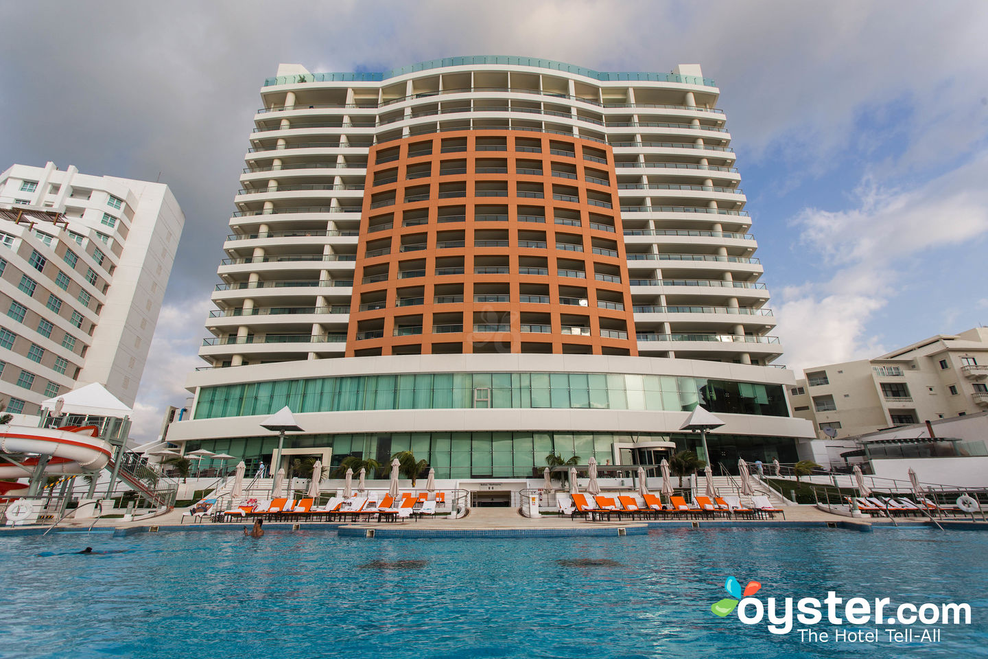 The 11 Best Party Hotels in Cancun Oyster image pic