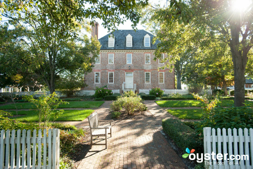 Herrenhaus im historischen Powhatan Resort