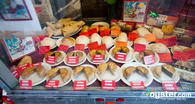 Janela de exibição de comida na Chinatown de São Francisco