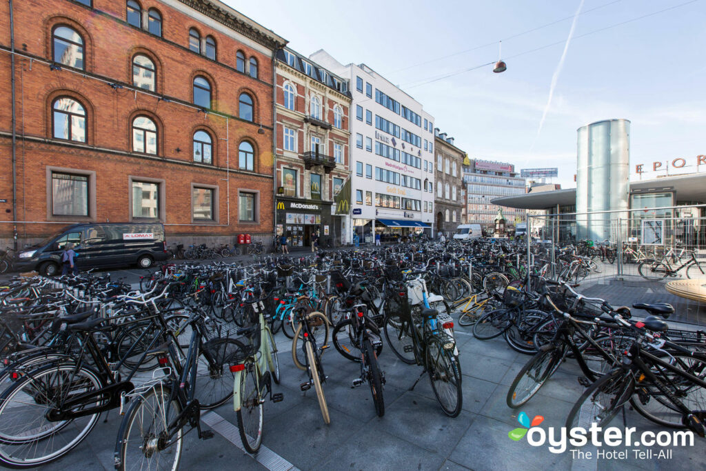 Fahrradabstellplatz in Kopenhagen / Oyster