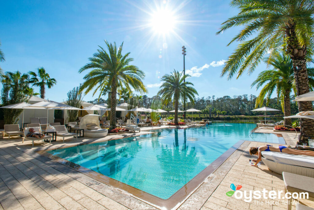 Oasis Pool im Four Seasons Resort Orlando im Walt Disney World Resort / Oyster