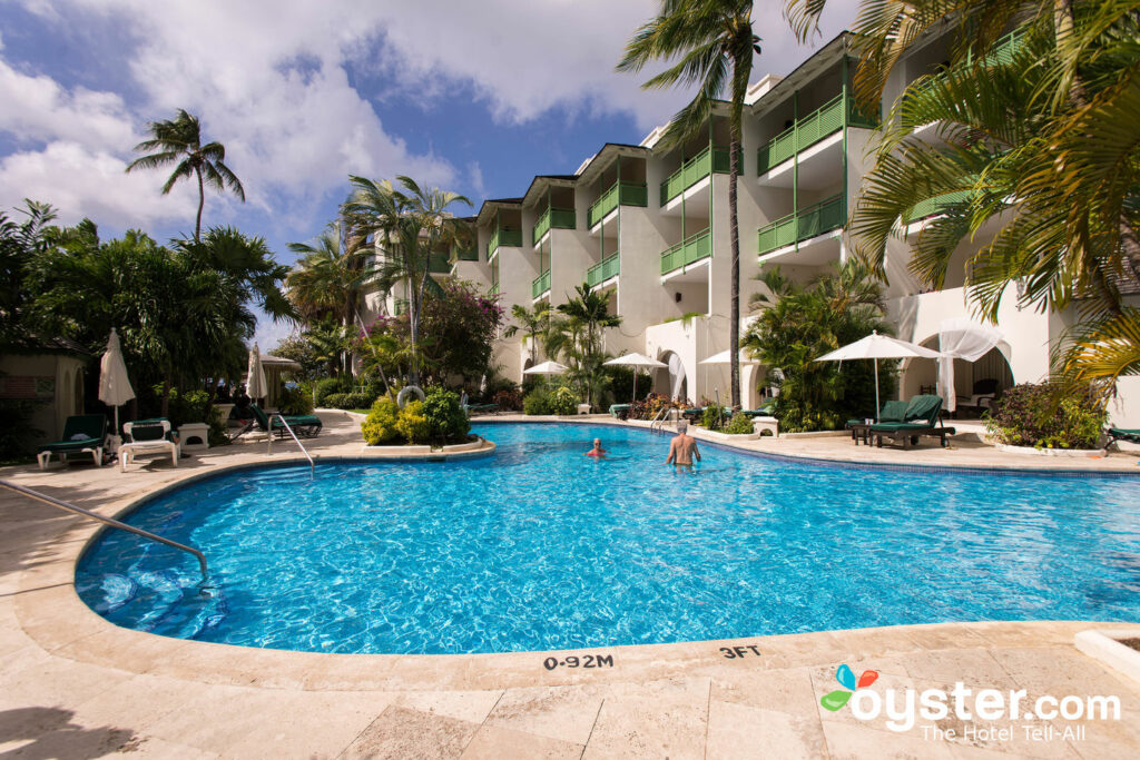 Piscine à Mango Bay tout inclus / huître