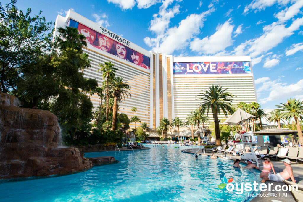 18 Amazing Vegas Pools To Visit This Summer - Secret Las Vegas