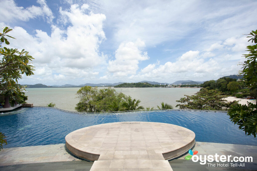 La piscina de Prego en el Westin Siray Bay Resort & Spa Phuket