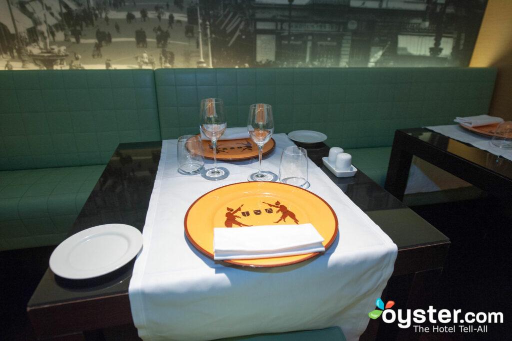 Restaurant at UNA Hotel Napoli, Naples/Oyster