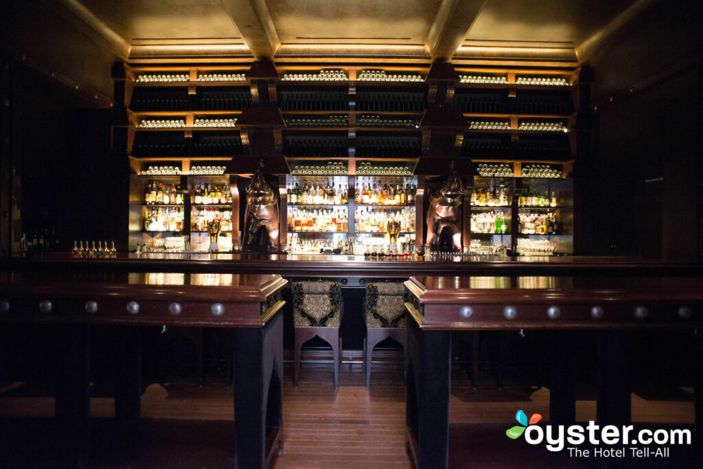 Die Elephant Bar im NoMad Hotel / Oyster