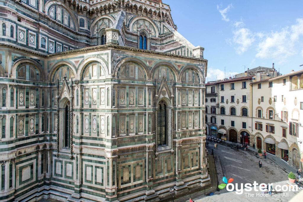 Florencia, Italia / Oyster Florencia, Italia / Oyster