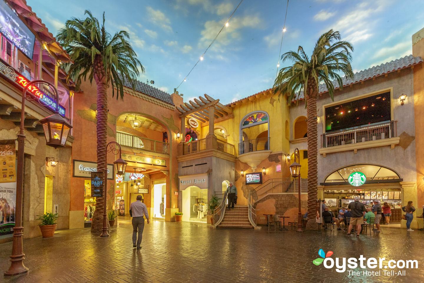 Hotel Tropicana Review: What To REALLY Expect If You Stay