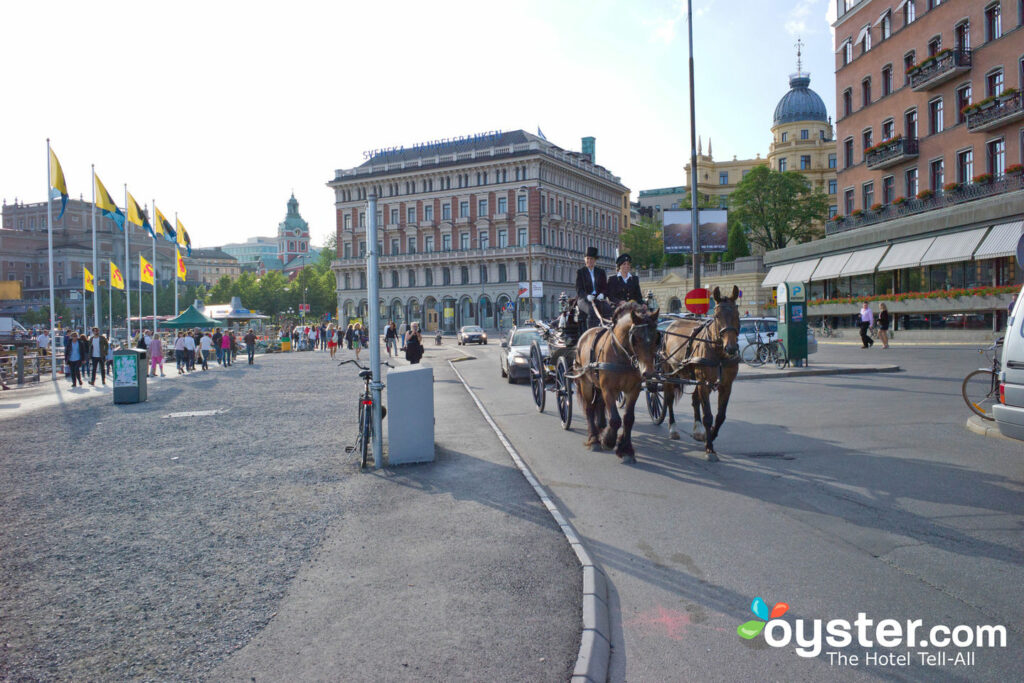 Les signes d'une époque révolue à Stockholm / Oyster