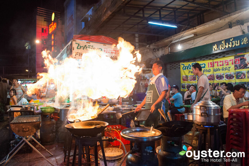 Street Food in Bangkok, Thailand/Oyster