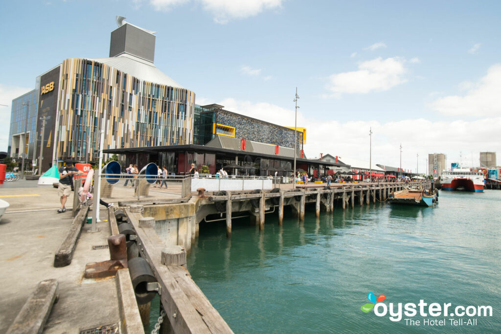 Viaduto Sofitel Auckland Porto / Ostra