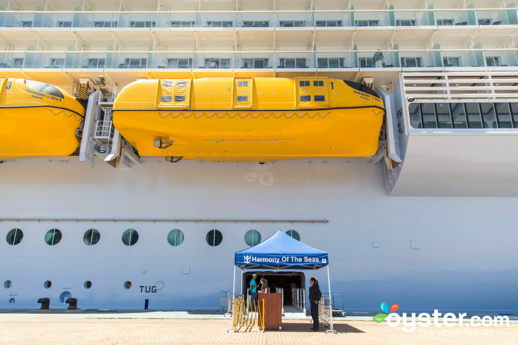 Boarding-Bereich zur Harmonie der Meere / Auster