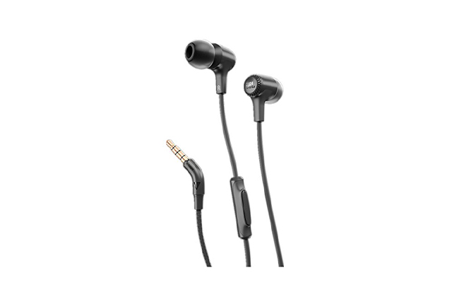 Best Headphones for Travel | Oyster.com