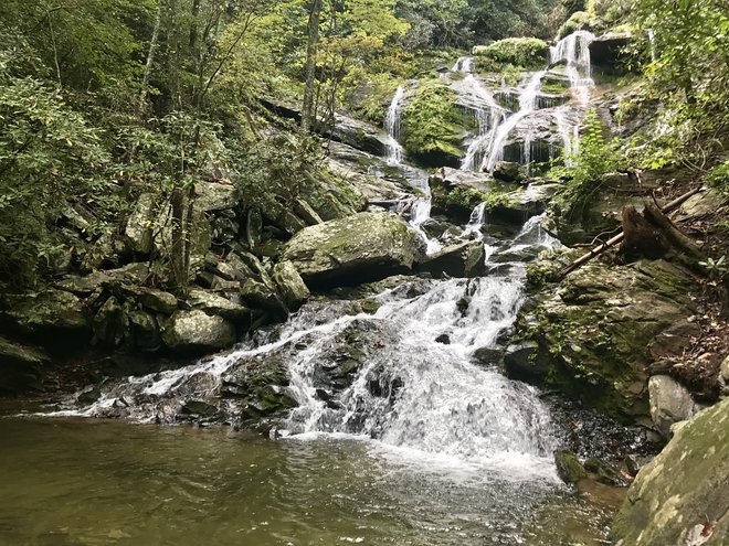 Les chutes de Catawba; Lara Grant