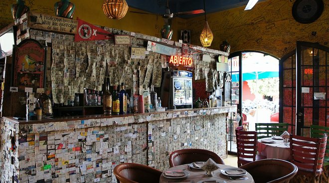 One of the quirky holes in the wall in Todos Santos/Andrea Tosatto via Flickr