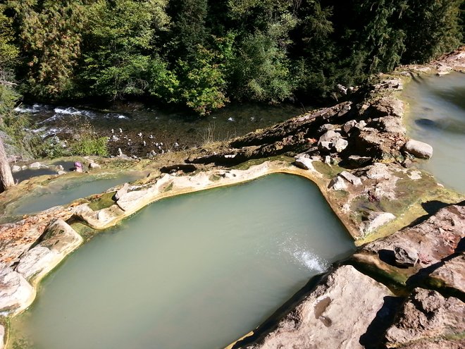 Umpqua Hot Springs, Oregon; Mitchell Friedman/Flickr