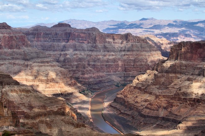 Vista del Grand Canyon dall'alto; Airwolfhound / Flickr