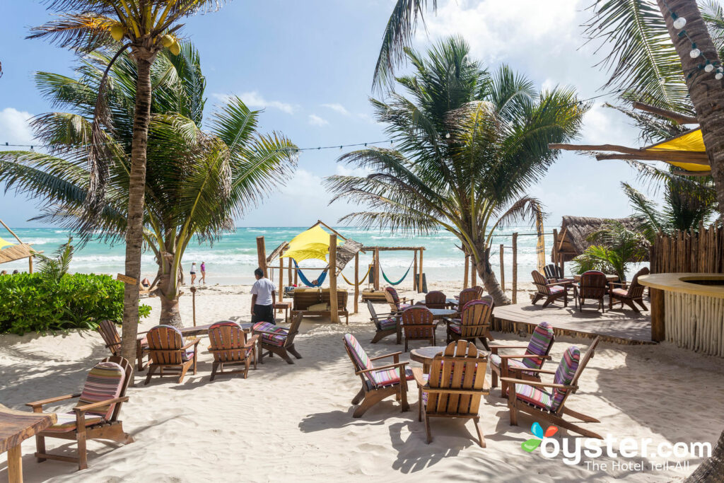Ahau Restaurant at Ahau Tulum/Oyster Ahau Restaurant at Ahau Tulum/Oyster