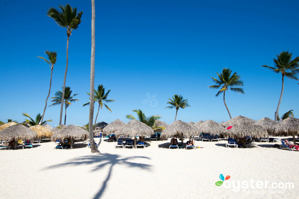 Praia em Punta Cana Princesa Resort & Spa / Oyster