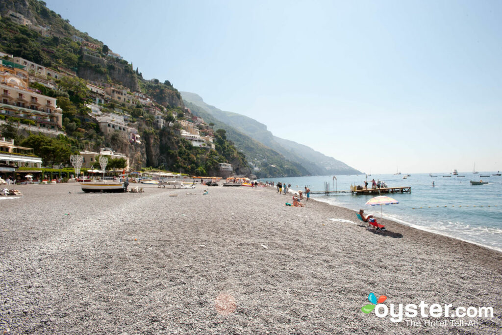 Spiaggia a Covo Dei Saraceni / Oyster