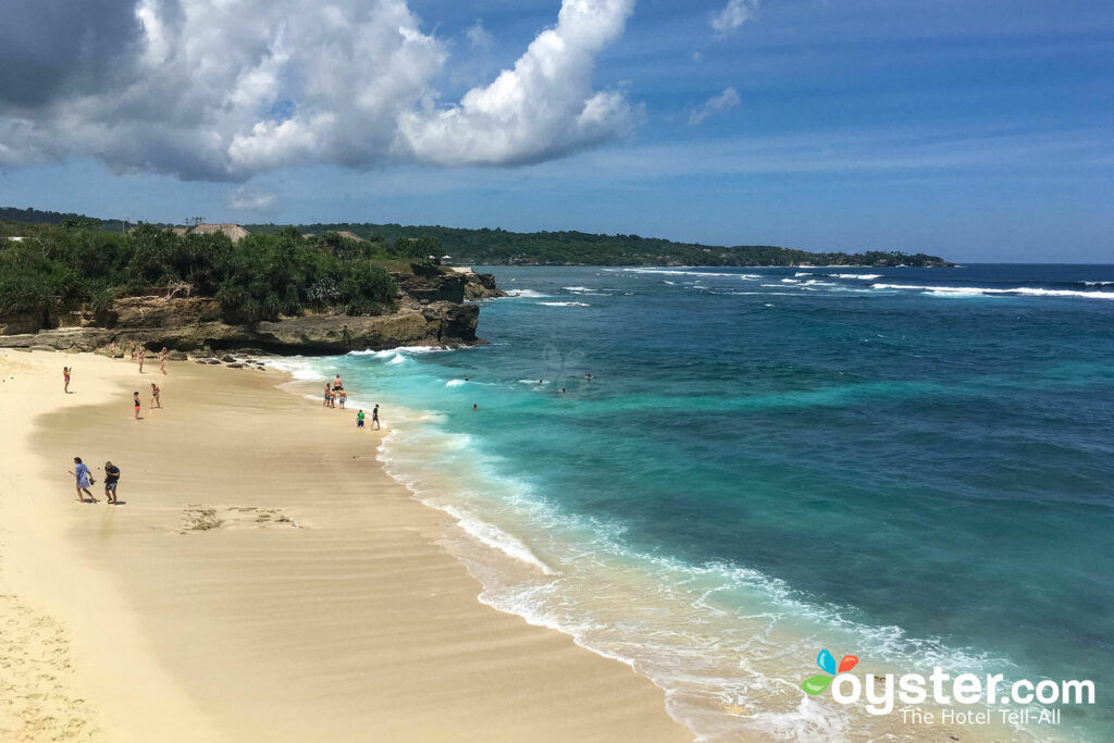 Beaches of Nusa Lembongan/Oyster