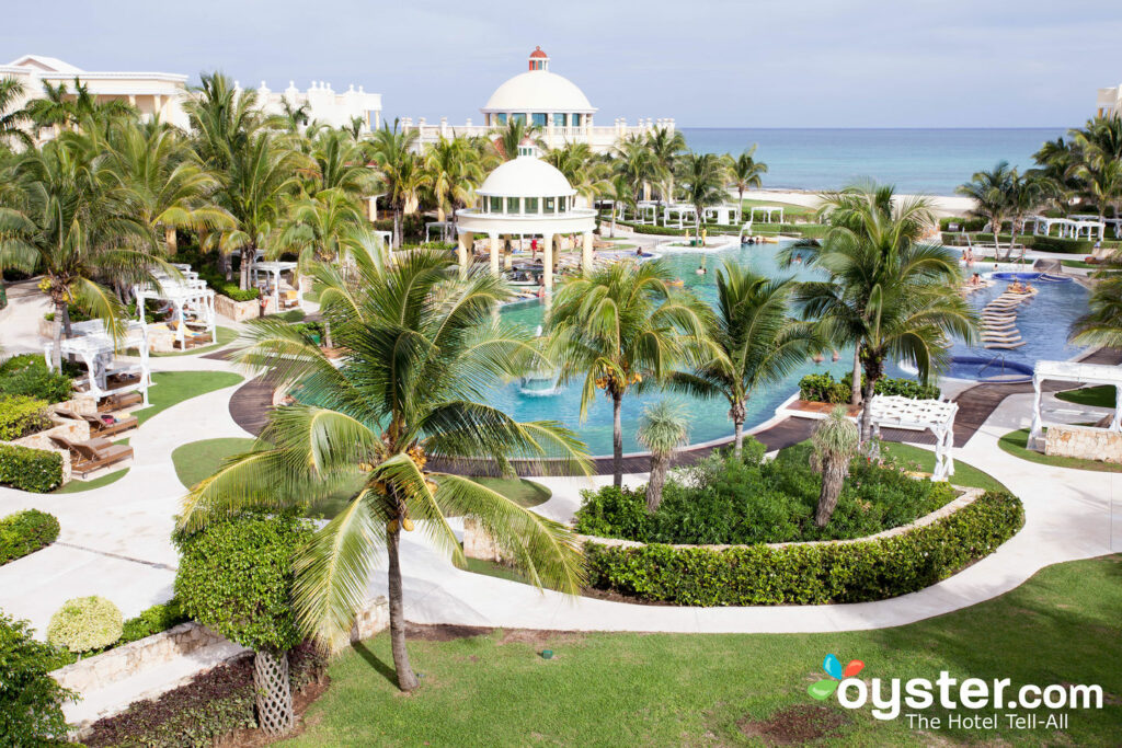 Pool im Iberostar Grand Hotel Paraiso